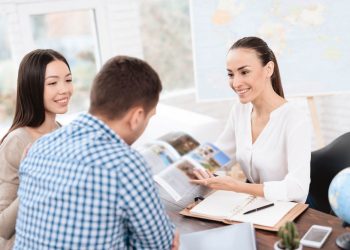How to Find the Right Travel Agent?