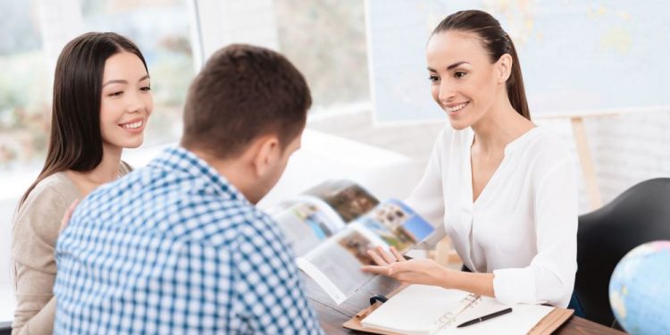 How to Find the Right Travel Agent?