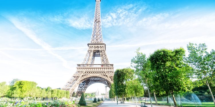 Paris is the ultimate destination for a romantic proposal in 2023!